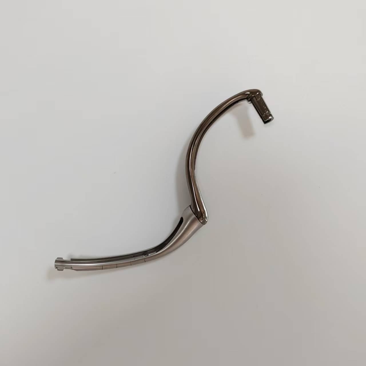 Die-cast aluminum alloy electroplated headphone accessories