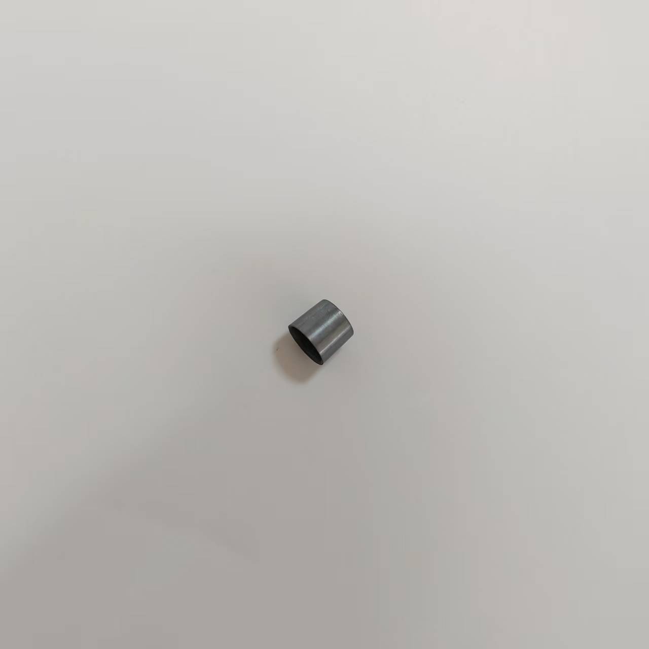 Die-cast aluminum alloy electroplated headphone accessories